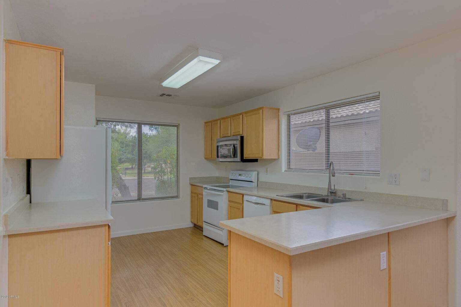 7322 W Elwood St Property Picture – 2